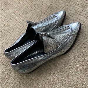 New 10 Crosby by Derek Lamb flats